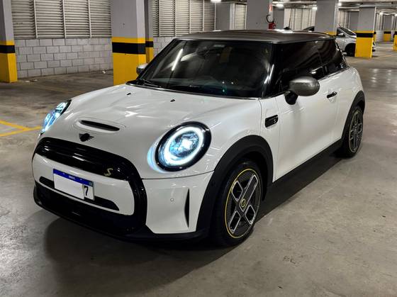 MINI COOPER SE SPORT 2P ELÉTRICO MINI COOPER SE SPORT 2P ELÉTRICO